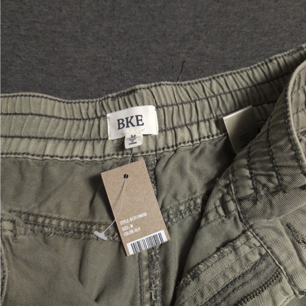 BKE Olive Green Capri Joggers